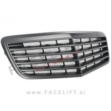 Mercedes E W211 06-09 maska črna mat Mercedes E W211 06-09 maska črna mat