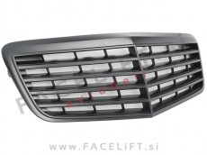 Mercedes E W211 06-09 maska črna mat Mercedes E W211 06-09 maska črna mat