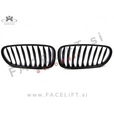 BMW Z4 E85 E86 03-08 ledvičke črne (mat)