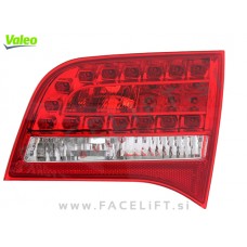 Audi A6 4F C6 Karavan 08-11 zadnja notranja LED luč desna Audi A6 4F C6 Karavan 08-11 zadnja notranja LED luč desna