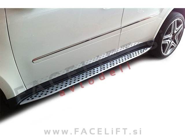 Mercedes ML W164 05-11 bočne stopnice