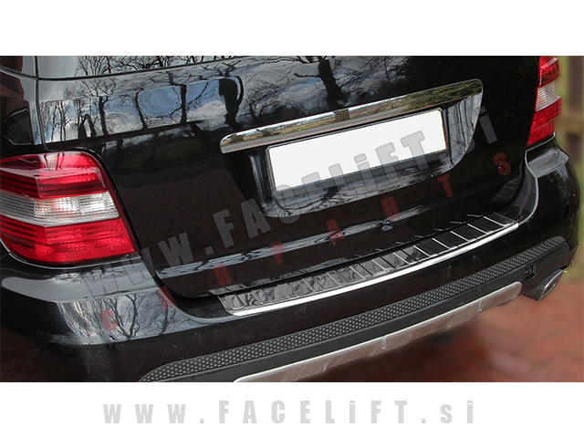 Mercedes ML W164 05-11 zaščita zadnjega odbijača kromirana (sijaj)