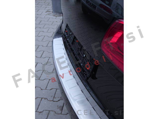 VW Touran 1T3 10-15 zaščita zadnjega odbijača srebrna (mat)