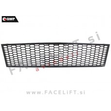 BMW 5 F10 F11 M 10-13 mreža sprednjega odbijača srednja BMW 5 F10 F11 M 10-13 mreža sprednjega odbijača srednja