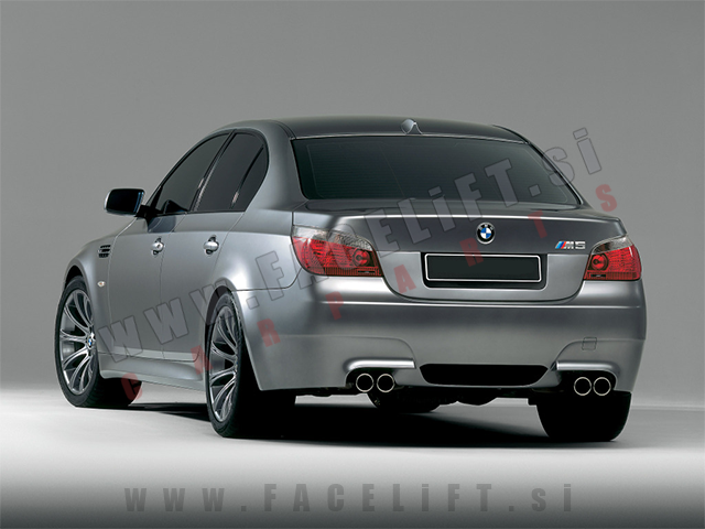 BMW 5 E60 Limuzina 03-07 zadnji odbijač M5 PDC Duplex BMW 5 E60 Limuzina 03-07 zadnji odbijač M5 PDC Duplex