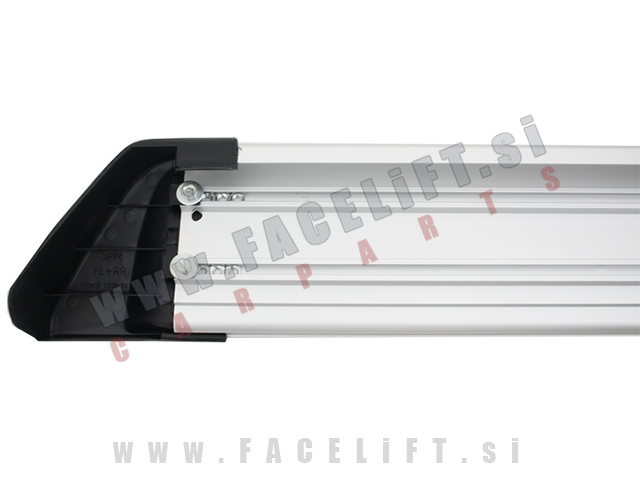 Nissan X-Trail / T31 (07-14) / bočne stopnice Nissan X-Trail / T31 (07-14) / bočne stopnice