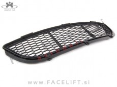 BMW 3 E90 E91 LCI M 08-12 mreža sprednjega odbijača srednja