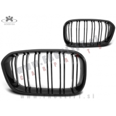 BMW 1 F20 F21 15-18 ledvičke M1 izgled črne (sijaj)