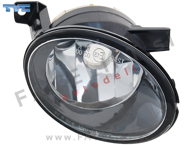 Volkswagen Beetle 11-19 meglenka desna Volkswagen Beetle 11-19 meglenka desna