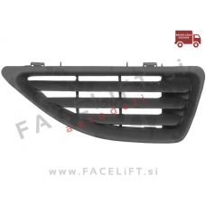 Renault Megane 1 / (99-02) / maska motorja / desna
