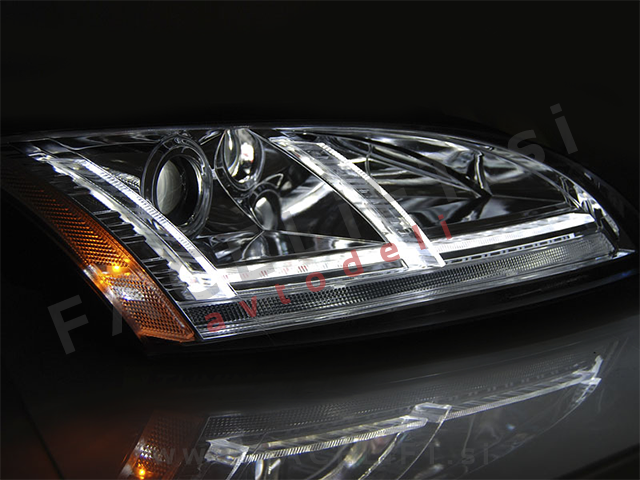 Audi TT 8J 06-10 žarometi DTS