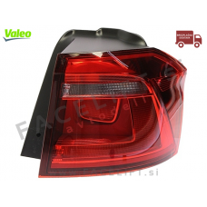 VW Golf Sportsvan / (14- ) / zadnja zunanja luč / desna VW Golf Sportsvan / (14- ) / zadnja zunanja luč / desna