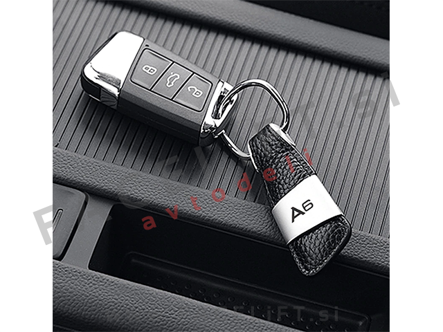 Audi A5 obesek za ključe
