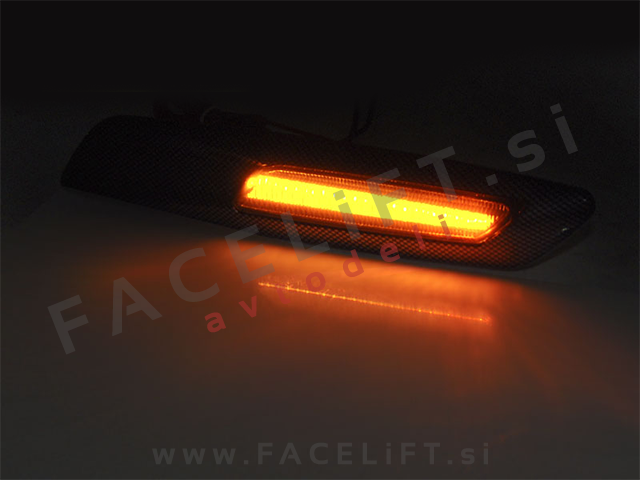 BMW 1 / E81 E82 E87 E88 (04-13) / bočni LED smerniki / karbon / zatemnjeni (smoke)