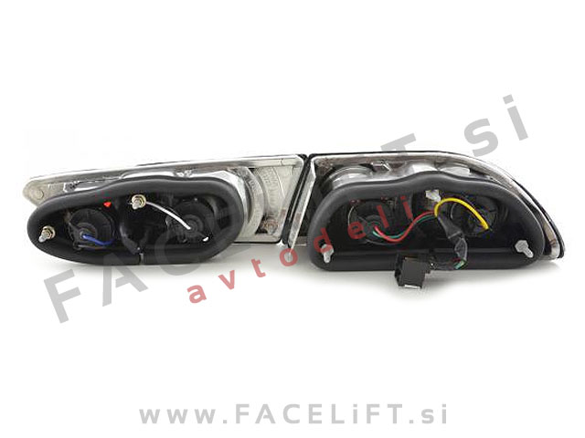 Alfa Romeo 156 932 97-03 zadnje luči Alfa Romeo 156 932 97-03 zadnje luči