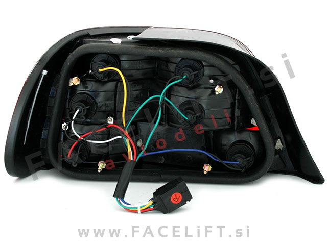BMW 7 E38 94-01 zadnje luči BMW 7 E38 94-01 zadnje luči