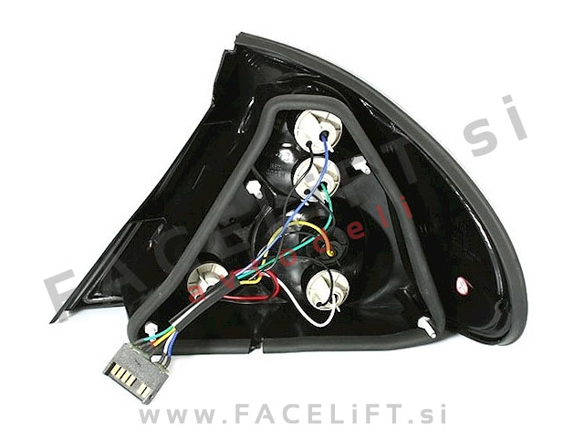 Ford Mondeo Limuzina / (96-00) / zadnje luči Ford Mondeo Limuzina / (96-00) / zadnje luči