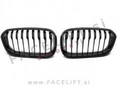 BMW 1 F20 F21 LCI 15-19 ledvičke črne (sijaj) BMW 1 F20 F21 LCI 15-19 ledvičke črne (sijaj)