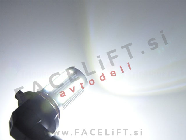 LED žarnica HB4 (9006) 33x LED (5630) 800lm 12V