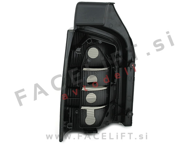 VW T5 03-09 zadnje luči VW T5 03-09 zadnje luči