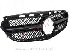 Mercedes E S212 W212 13-16 maska črna sijaj