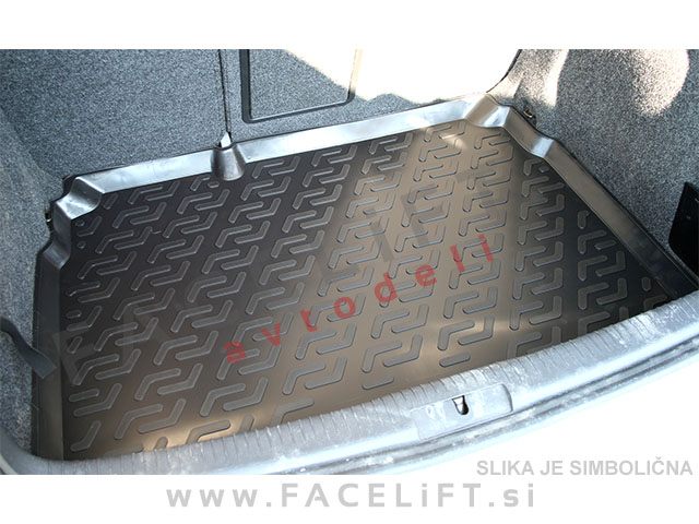Audi A1 / 8X (14-18) / korito prtljažnika