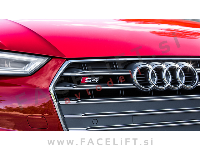 Audi S4 emblem za masko