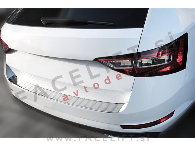 Škoda Superb Karavan 3V 15- zaščita zadnjega odbijača kromirana (sijaj)