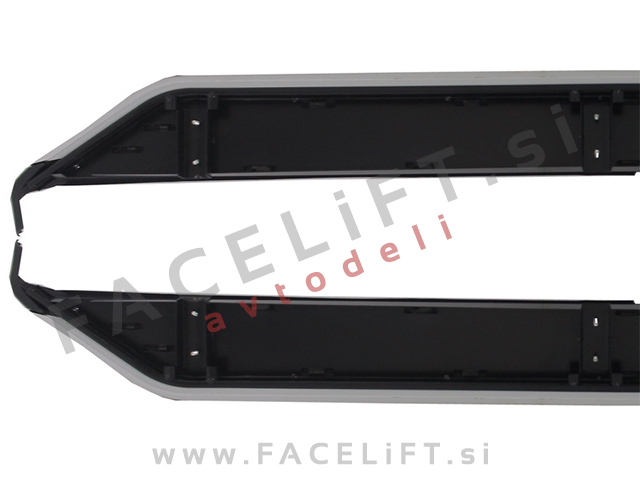 Land Rover Discovery 3 / (04-09) / bočne stopnice