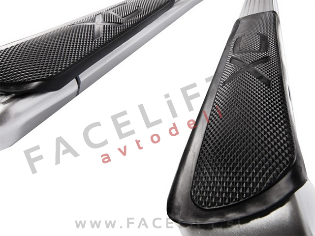 Volvo XC90 / (02-15) / bočne stopnice
