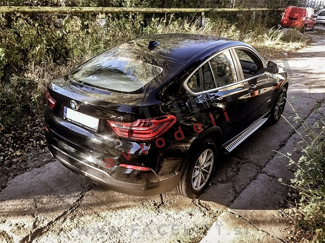BMW X4 / F26 (14-18) / bočne stopnice