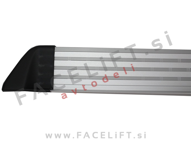 Nissan Qashqai / J10 (07-14) / bočne stopnice