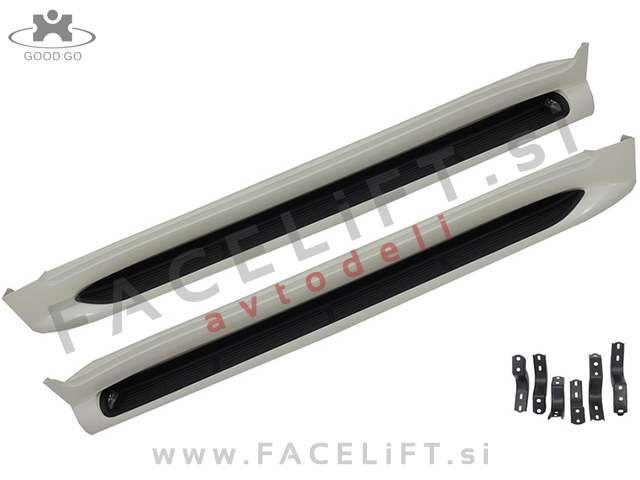 Toyota Land Cruiser / FJ200 (15- ) / bočne stopnice Toyota Land Cruiser / FJ200 (15- ) / bočne stopnice
