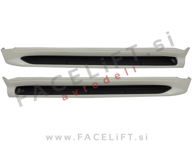 Toyota Land Cruiser / FJ200 (15- ) / bočne stopnice Toyota Land Cruiser / FJ200 (15- ) / bočne stopnice