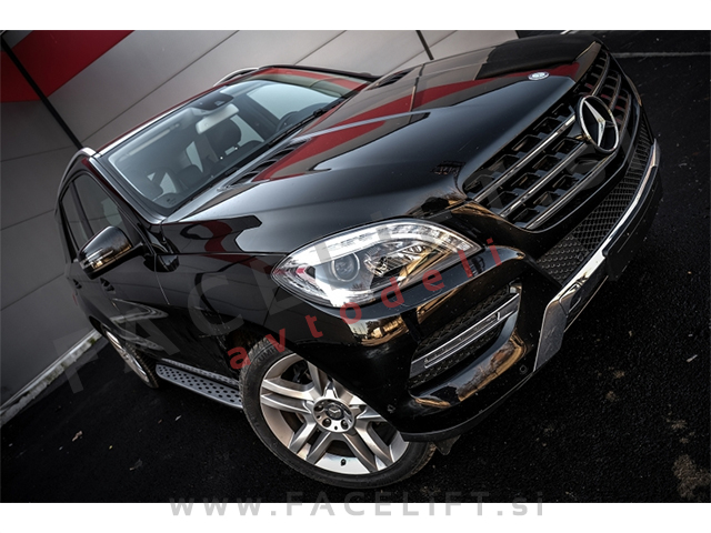 Mercedes GLE W166 15-18 bočne stopnice Mercedes GLE W166 15-18 bočne stopnice