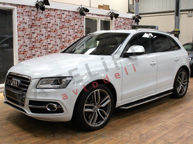 Audi Q5 / 8R (09-16) / bočne stopnice