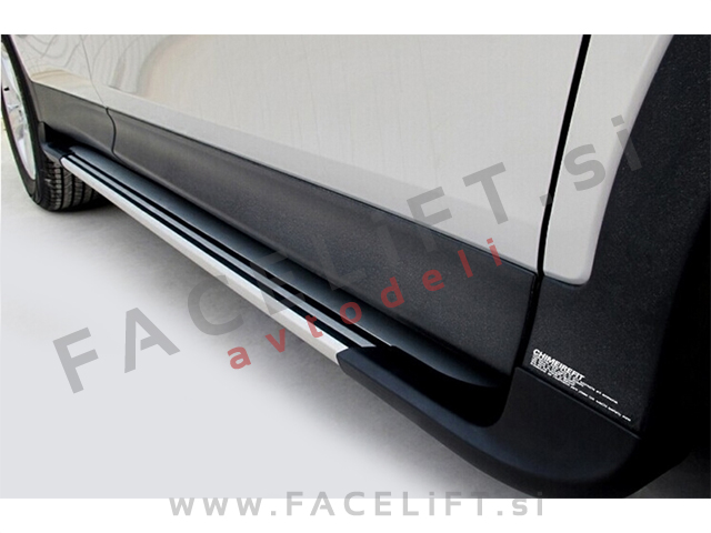 Toyota RAV4 XA40 13-18 bočne stopnice Toyota RAV4 XA40 13-18 bočne stopnice