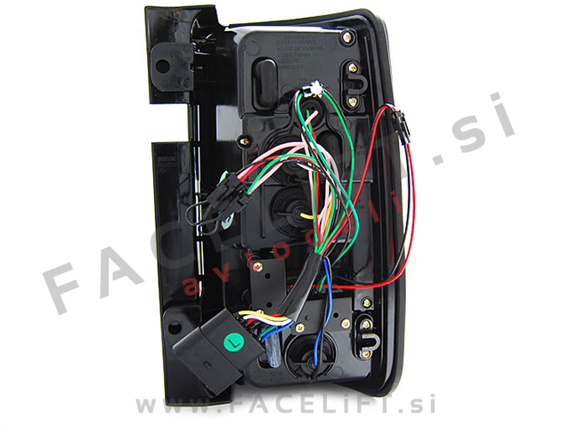 VW Caddy / 2K (03-15) / zadnje LED luči
