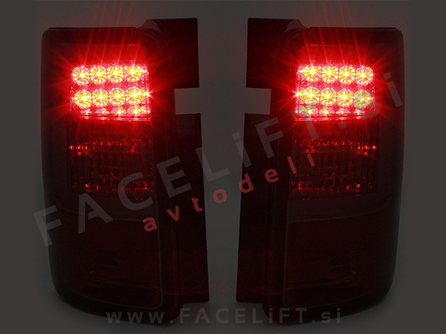 VW Caddy / 2K (03-15) / zadnje LED luči