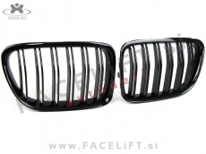 BMW X1 E84 09-15 ledvičke črne (sijaj)