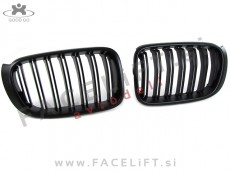 BMW X4 F26 14-18 ledvičke črne (mat)