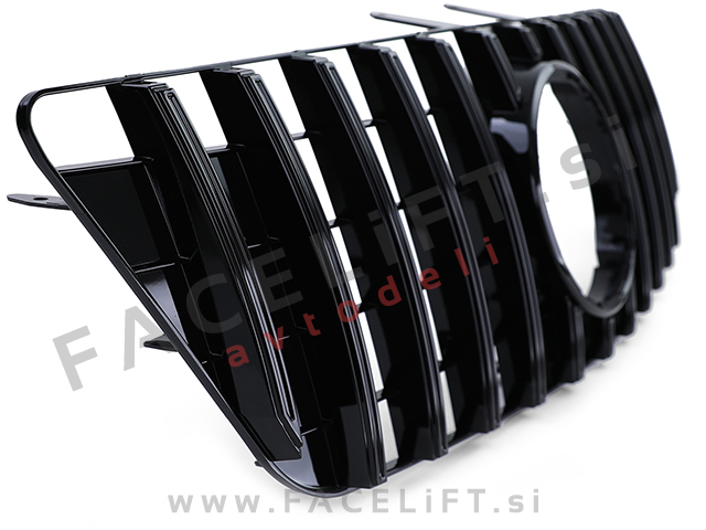 Mercedes ML / W164 (08-11) / maska / črna (sijaj)