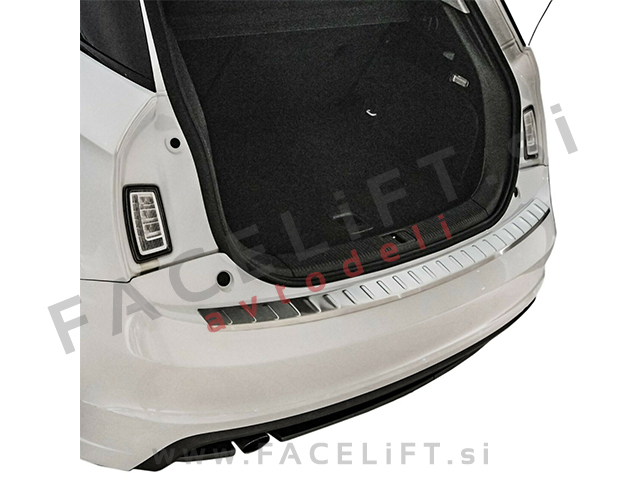 Audi A1 / 8X (10-18) / zaščita zadnjega odbijača / srebrna (mat)