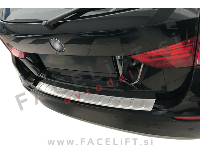 BMW X1 E84 09-12 zaščita zadnjega odbijača srebrna (mat)