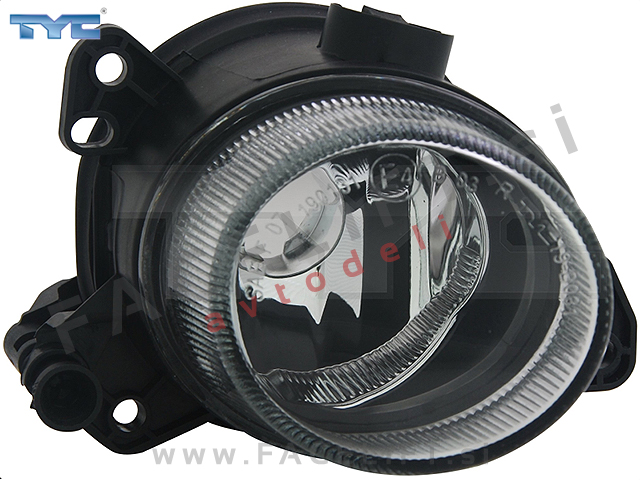 Mercedes C / W204 (11-14) / meglenka / desna