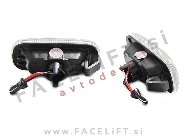 Audi A8 / D3 (03-10) / dinamični bočni LED smerniki