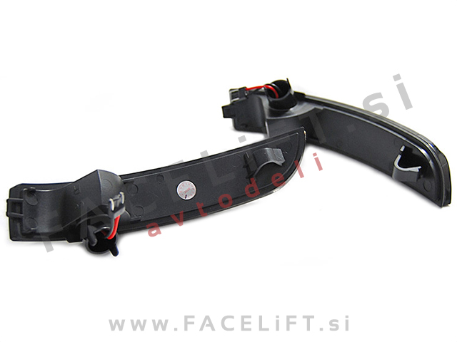 Ford Kuga 13-20 dinamični LED smerniki bočnih ogledal DTS