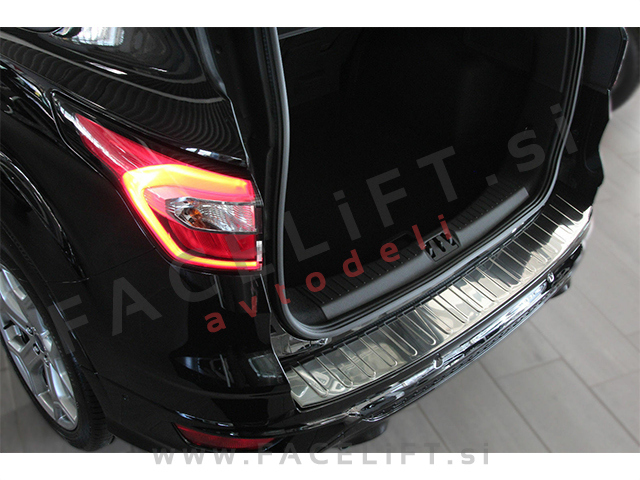 Ford Kuga 12-19 zaščita zadnjega odbijača kromirana (sijaj)