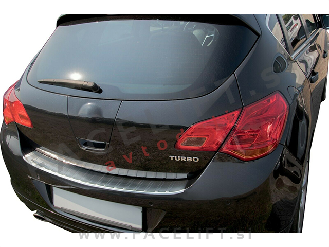 Opel Astra J Hatchback 09-15 zaščita zadnjega odbijača srebrna (mat)