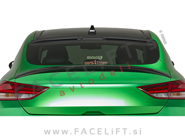 Hyundai i30 Fastback 16- blenda za zadnje steklo karbon (mat)